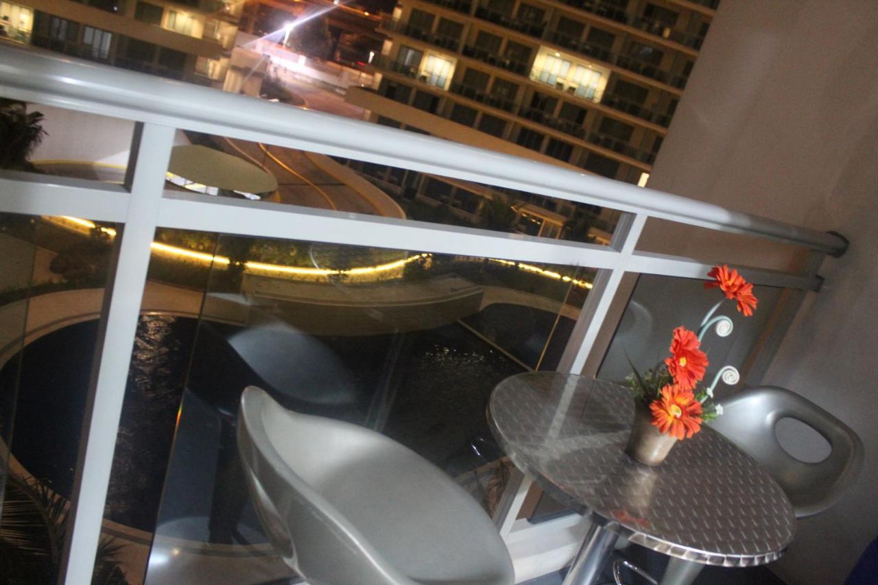 Azure Urban Resort A4 Near Airport Mall With Wavepool Paranaque City Zewnętrze zdjęcie