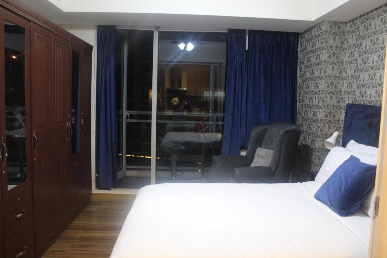 Azure Urban Resort A4 Near Airport Mall With Wavepool Paranaque City Zewnętrze zdjęcie