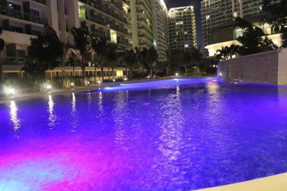 Azure Urban Resort A4 Near Airport Mall With Wavepool Paranaque City Zewnętrze zdjęcie